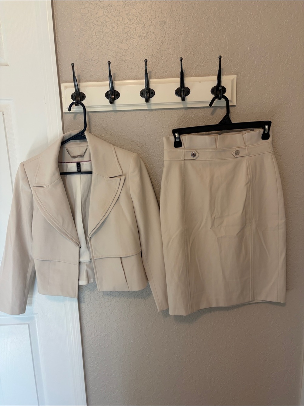Women's Cream Pencil Skirt -Suit Classic Professional Style